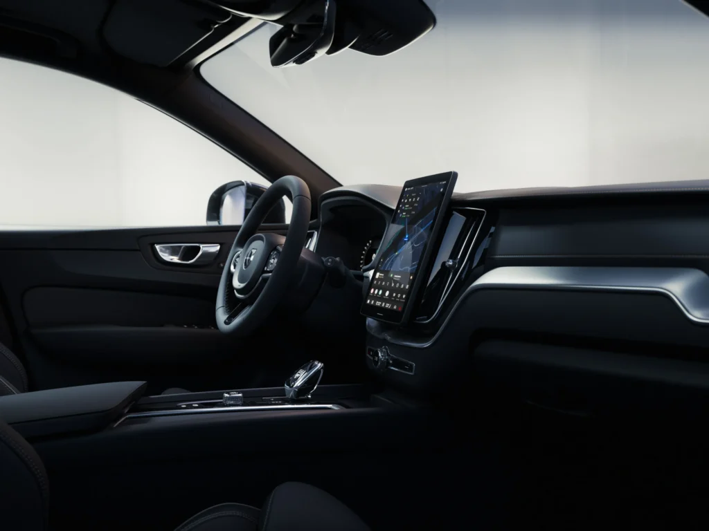 Charcoal dashboard and front seat of the Volvo XC60 Black Edition