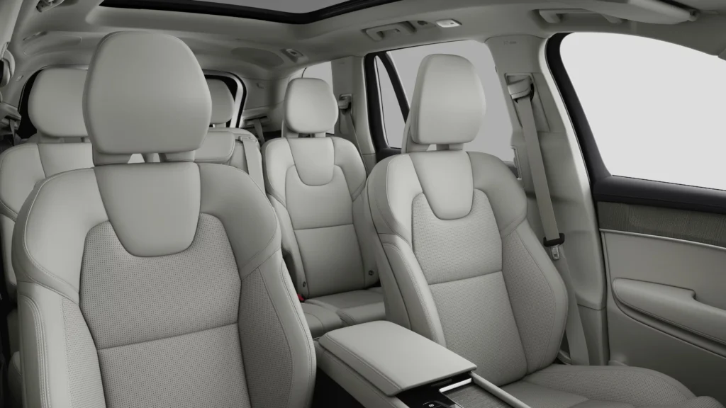 Volvo XC90 Plug-in Hybrid interior in Blond